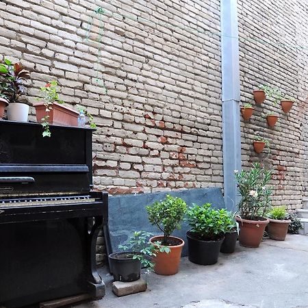 Sweet Home At Sololaki Tbilisi Ngoại thất bức ảnh